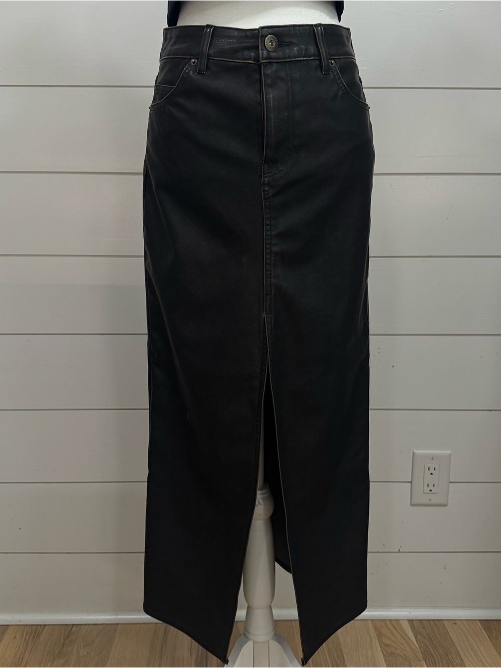 H&M Black High-Waist Maxi Skirt with Front Slit